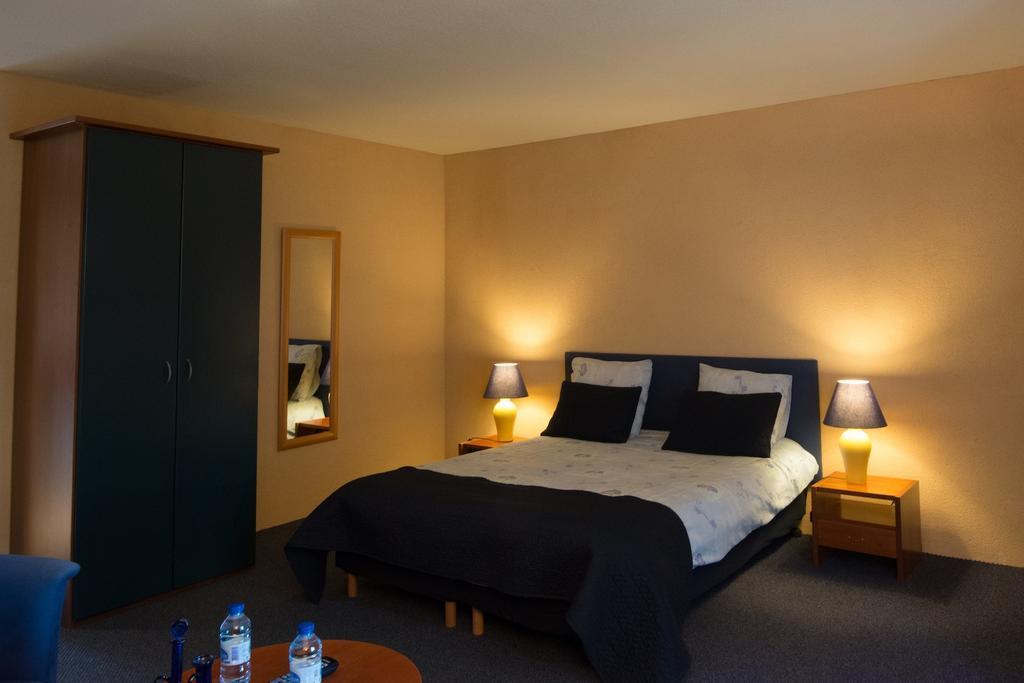 Charme Hotel La Dominotte Demigny Bilik gambar
