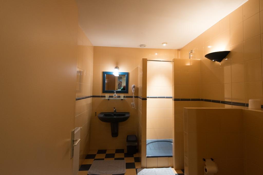 Charme Hotel La Dominotte Demigny Bilik gambar