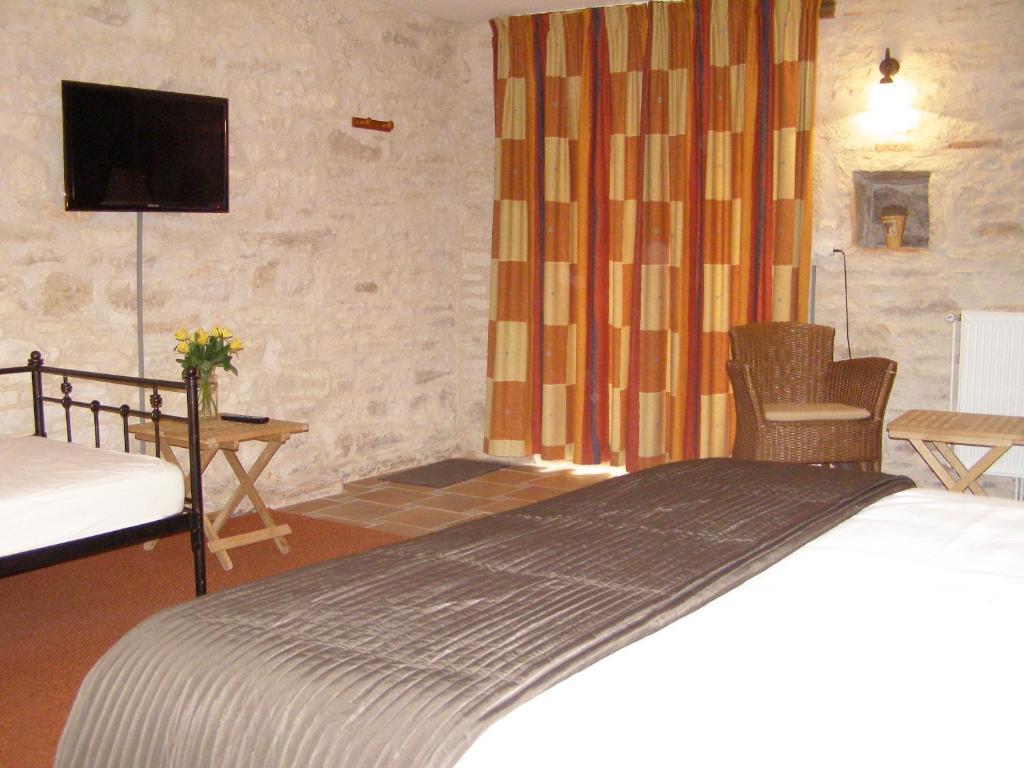 Charme Hotel La Dominotte Demigny Bilik gambar